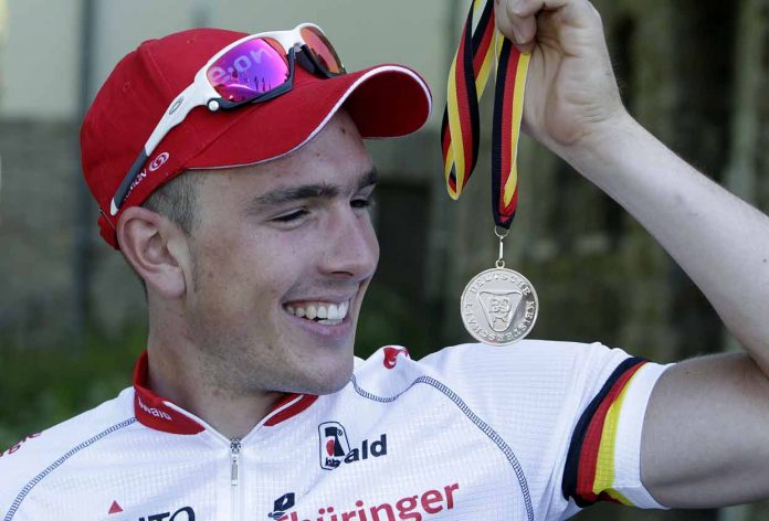 ROT_DEGENKOLB_DM1020