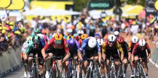 Søren Wærenskjold mit langem Sprint zum Etappensieg in Nevers